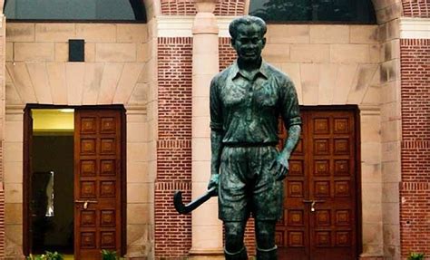 Debunking the myth of the Major Dhyan Chand statue in Vienna - What is the real story?