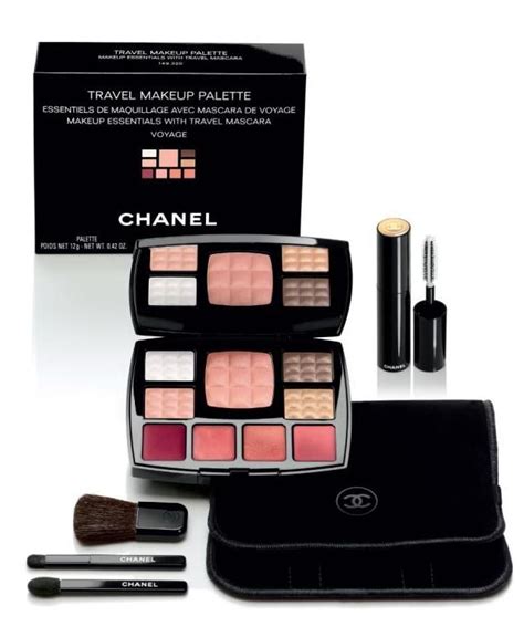 CHANEL travel make up palette TRAVEL MAKEUP PALETTE - VOYAGE makeup ...