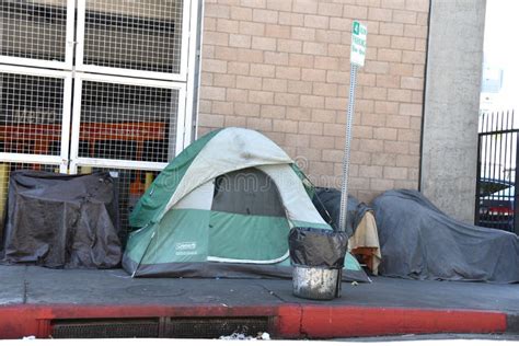 Homeless tents in the city editorial image. Image of street - 104086400