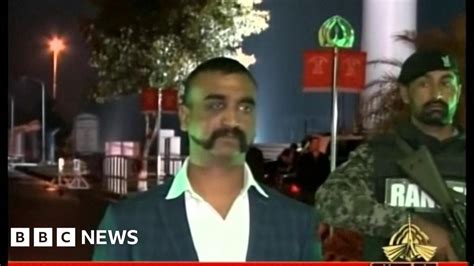 Abhinandan, captured Indian pilot, is freed from Pakistan - BBC News