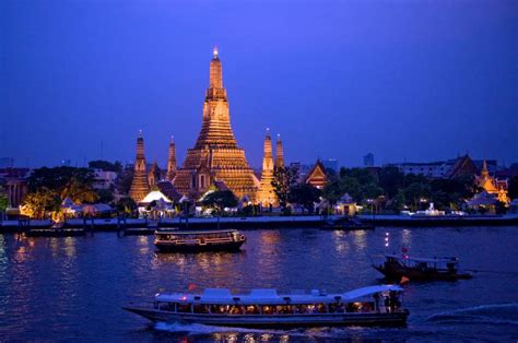 Bangkok City Guide: Chao Phraya River Cruise and Riverside Attractions