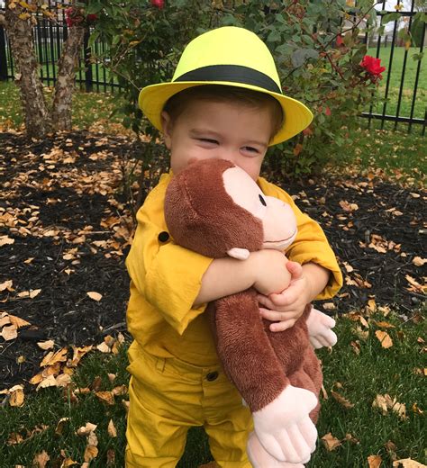 The Man in the Yellow Hat Costume [Toddler Curious George Costume ...