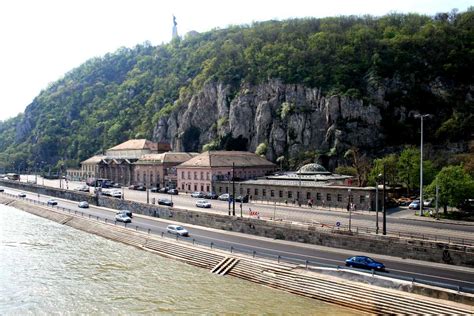 Gellert Hill, Budapest | Things to Do, Photos, Places to Eat