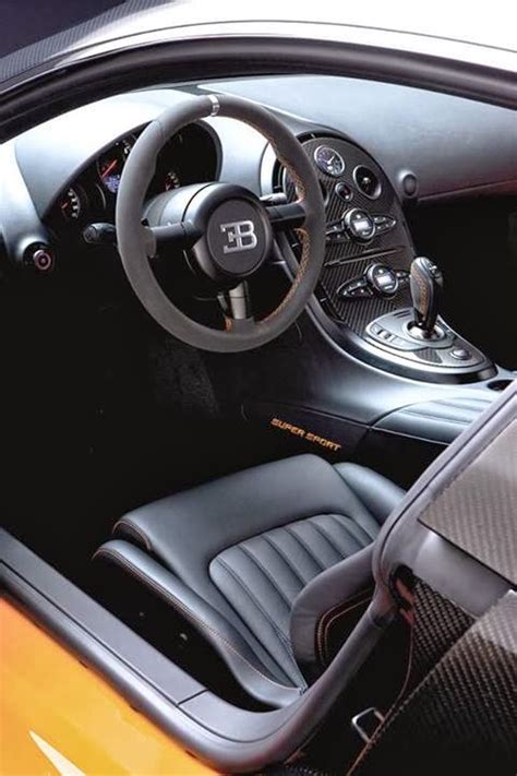 Bugatti Interior:wallpapers screensavers