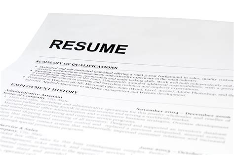 Justified Vs. Left-Justified Formatting on a Resume | Career Trend