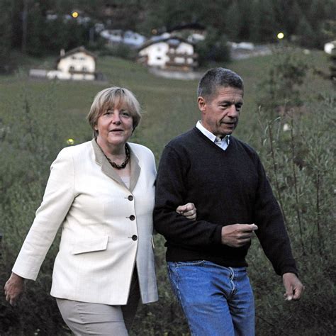 Angela Merkel Husband - German Chancellor Angela Merkel 2nd From L And Her Husband Joachim Stock ...