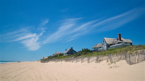 Top 10 Hotels Closest to East Hampton Main Beach in New York from $550 | Expedia