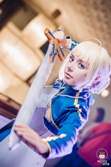 Saber Cosplay by KariySolero on DeviantArt