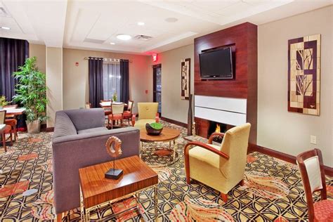 HOLIDAY INN EXPRESS & SUITES ATLANTA-CUMMING, AN IHG HOTEL $107 ...