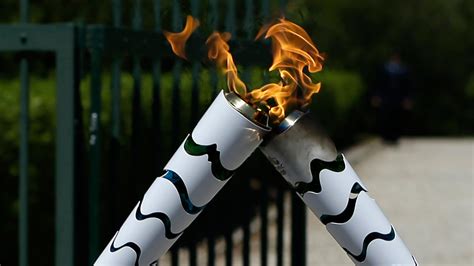 Olympic flame gets closer to the Marvelous City - Team Canada - Official Olympic Team Website