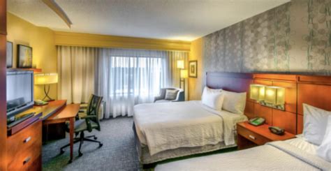 Courtyard by Marriott Greensboro Airport