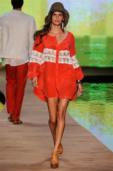 Fashion Runway | Coca-Cola Clothing spring/summer 2012 Fashion Rio Week | Cool Chic Style Fashion