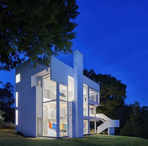 The Smith House by Richard Meier, celebrates 50 years with new photographs | METALOCUS