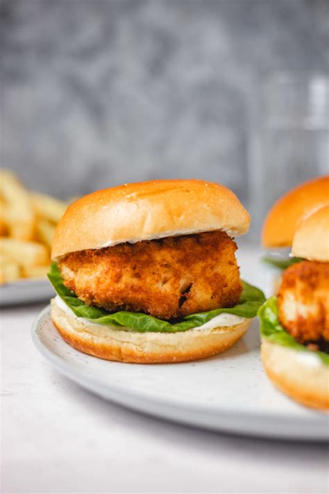 Crispy Fish Burger Recipe - The Dinner Bite