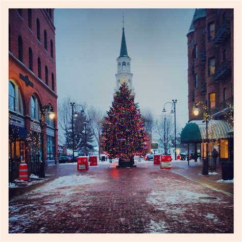 Downtown Burlington, Vermont. #winter #Christmas #travel #Vermont ...