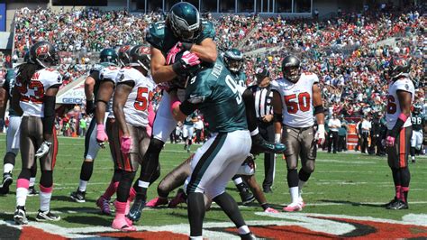 Eagles vs. Buccaneers 2013 final score: Nick Foles sensational in 31-20 ...