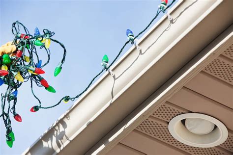 The Best Christmas Light Installation Services - Picks by Bob Vila