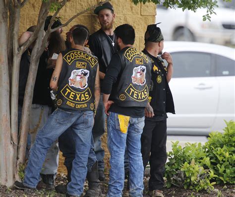 Memo: Violence long simmered between rival Texas biker gangs - Breitbart