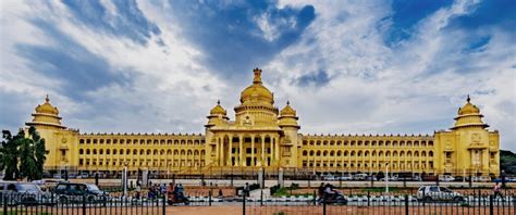 10 Iconic Buildings That Define Bangalore’s Architecture - Kadva Corp