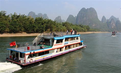 From Guilin to Yangshuo: Li River Cruises & Tours | PlanetWare