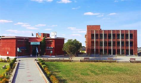 The University of Lahore UOL - A Knowledge Factory