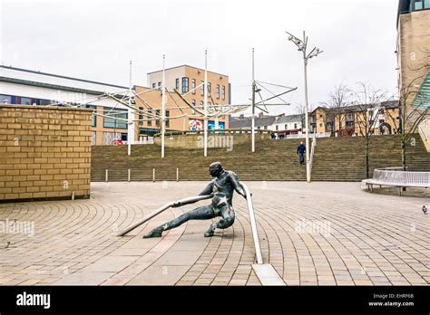 Hamilton lanarkshire town centre hi-res stock photography and images - Alamy