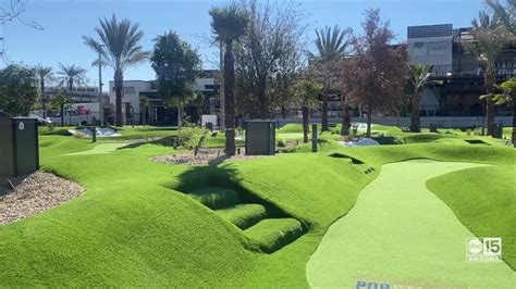 Glendale, Arizona now has putting courses designed by Tiger Woods - YouTube