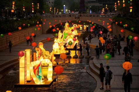 Seoul Lantern Festival, Indahnya Taburan Cahaya di Sungai ...