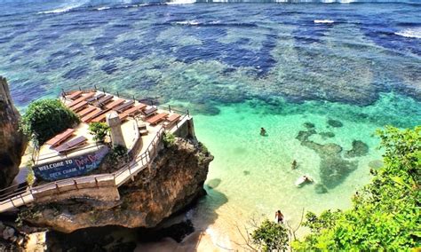 5 Wisata Pantai Cantik Indonesia Yang Memiliki Ombak Indah Dan Cocok ...