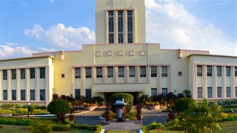 Birla Institute of Technology Mesra - 2019 Admission, Fees, Placements ...