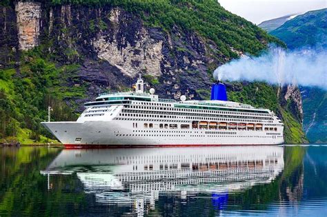 Cruising Norway: 12 Great Reasons to Visit Norway by Cruise Ship