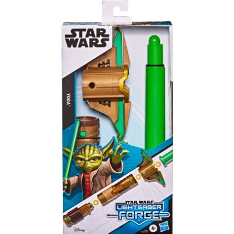 Star Wars - Yoda Lightsaber Forge Extendable Lightsaber Roleplay Replica by Hasbro | Popcultcha