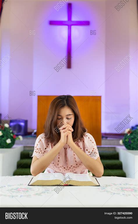 Women Hand Praying Image & Photo (Free Trial) | Bigstock