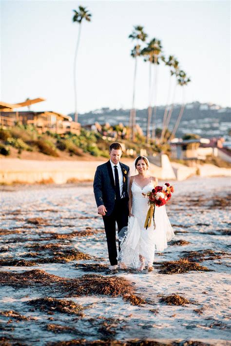 Fall Beach Wedding at Scripps Seaside Forum La Jolla - urbanmarigold.com