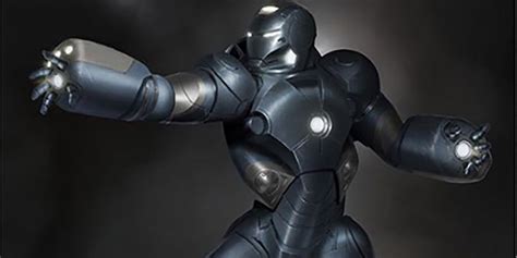 Iron Man 3 Concept Art Depicts Super-Sleek Hammerhead Suit | CBR