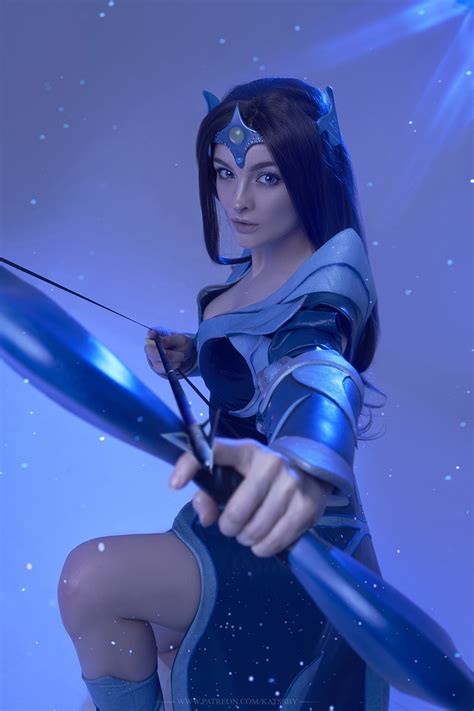 Cosplay Mirana by Sophie Katssby : r/DotA2