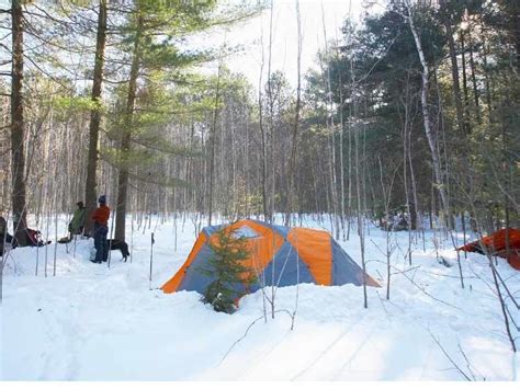 16 Winter Camping Tips That Will Keep You Warm (And Safe)