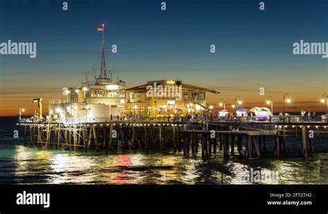 Restaurants santa monica pier california Stock Videos & Footage - HD and 4K Video Clips - Alamy