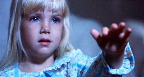 A Brief History Of the 'Poltergeist' Curse - Bloody Disgusting