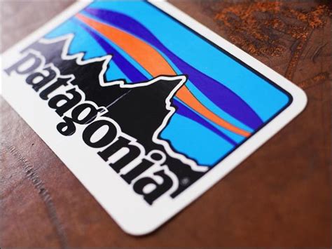 PATAGONIA LOGO STICKERS | Patagonia, Muestras gratis, Cupones