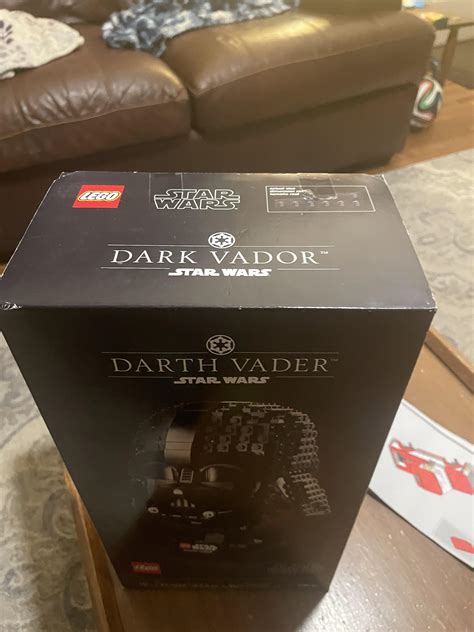 Got a Darth Vader head. Not sure if I’m really building Dark Vador instead. : r/lego