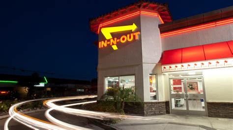 California's In-N-Out Burger coming to Aurora | 9news.com