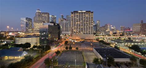 Midtown Houston by Windsor | Luxury Apartments in Houston