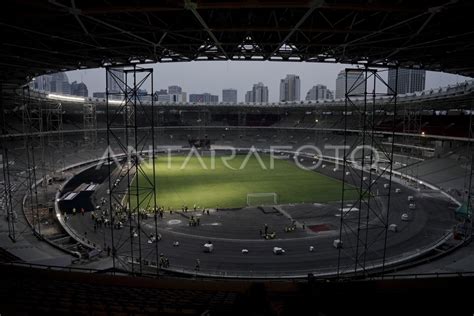 PERKEMBANGAN RENOVASI STADION GBK | ANTARA Foto