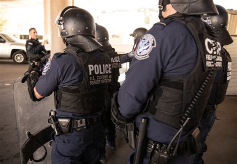 DVIDS - Images - CBP Officers from the Tucson Office of Field Operations conduct readiness ...