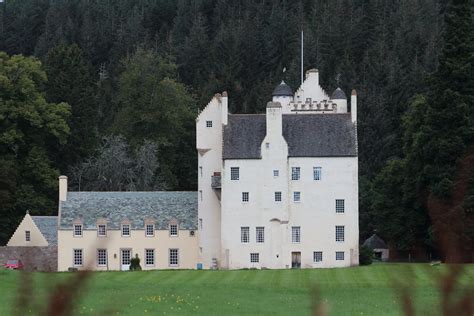 Aboyne Castle_sep 20_300 | Alan Longmuir. | Flickr