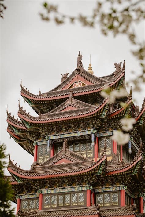 Facade of an Illuminated Temple in Taiwan · Free Stock Photo