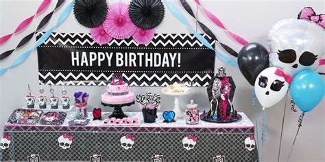 Monster High Party Decorations (Credit: Birthday Express) | Download ...