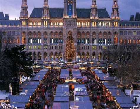 Best Places to Spend Christmas in Austria 2024