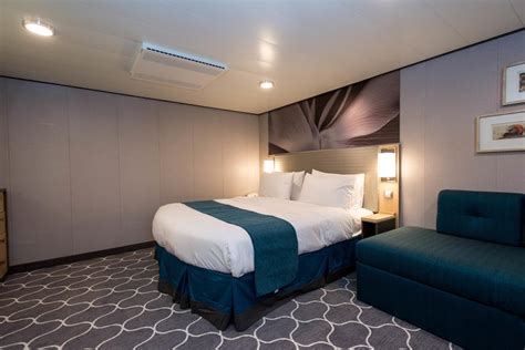 Spacious Interior Cabin on Royal Caribbean Symphony of the Seas Ship ...